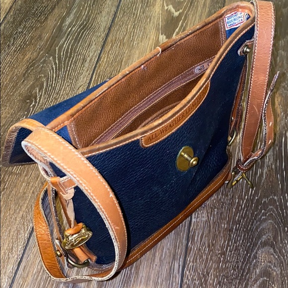 Dooney and Bourke Vintage “Spectator” Bag - Picture 6 of 15